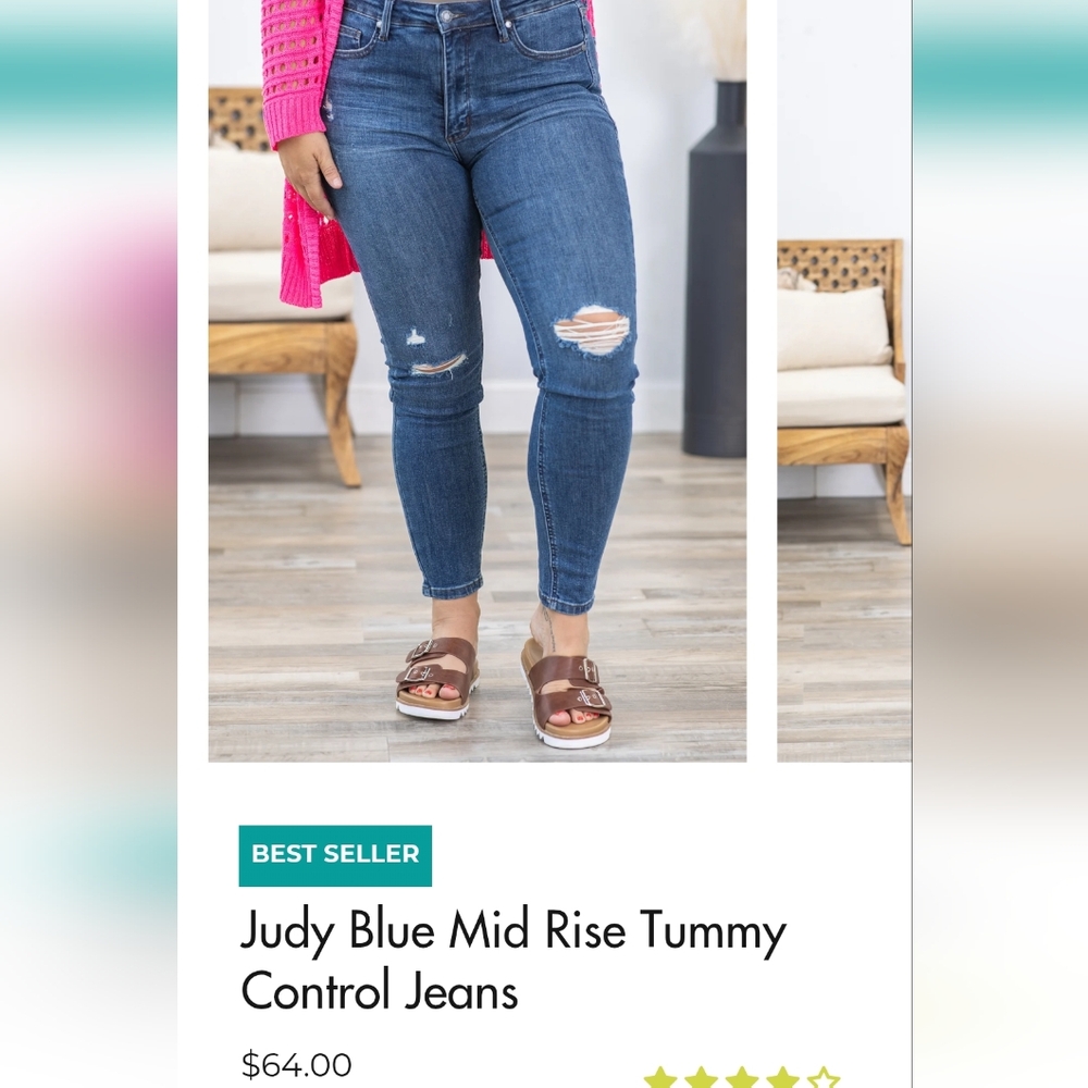 Judy Blue Blue Ankle Cropped Jeans with Distressed Details
